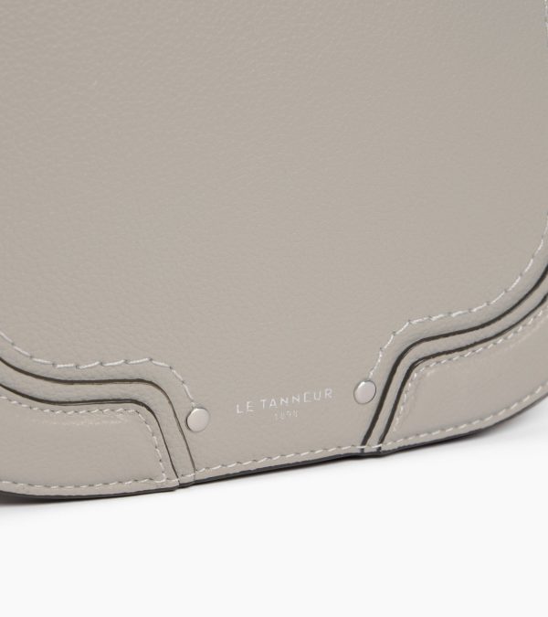 Ella medium crossbody bag in grained leather - Image 2