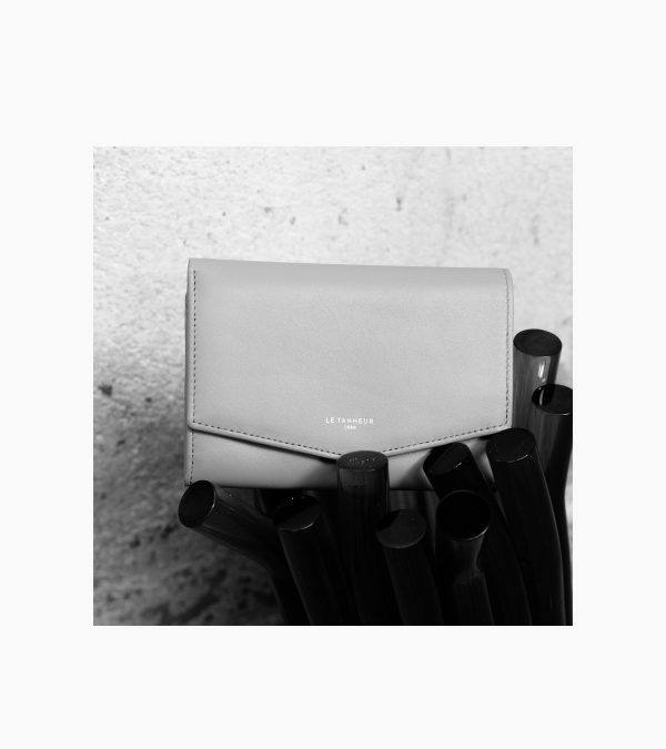 Medium Charlotte wallet in smooth leather - Image 3