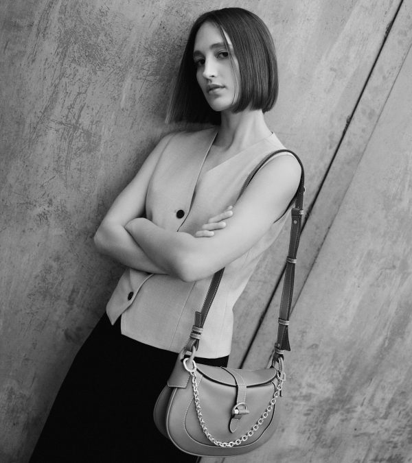 Pia small shoulder bag in smooth leather - Image 5